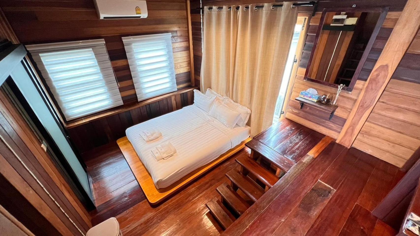 Srisanor Boutique Hotel 쁘라쭈압키리칸 외부 사진