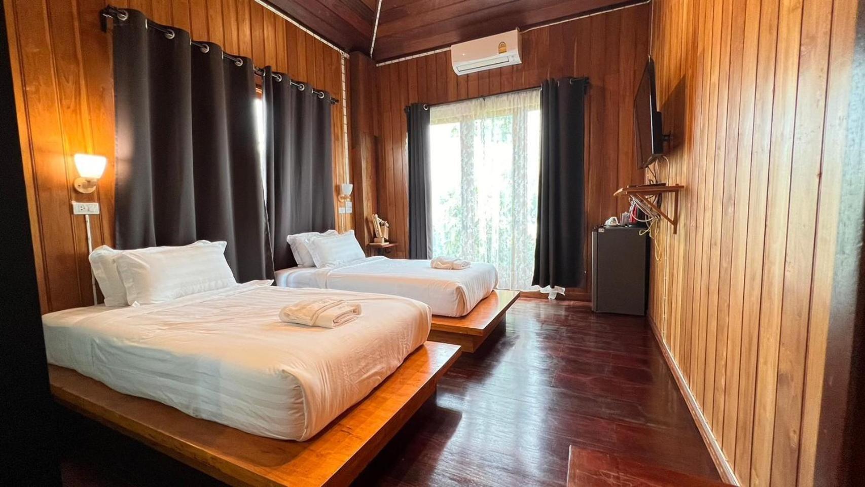 Srisanor Boutique Hotel 쁘라쭈압키리칸 외부 사진