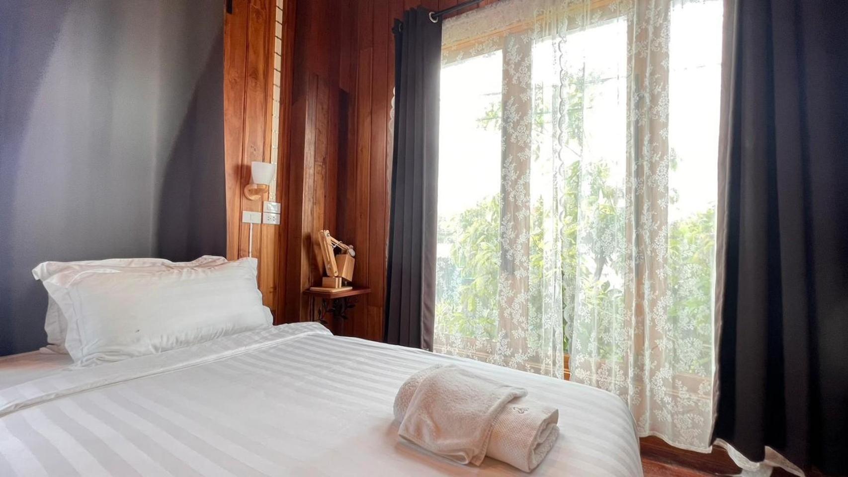 Srisanor Boutique Hotel 쁘라쭈압키리칸 외부 사진